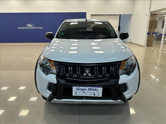 MITSUBISHI L200 TRITON 2.4 16V TURBO DIESEL SPORT GLX CD 4P 4X4 MANUAL